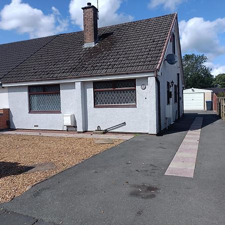 Alton Towers & Foxtail Barns & Oak Barns & Peak District Villa Wetleyrocks Bagian luar foto